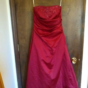 Red Strapless Prom Dress